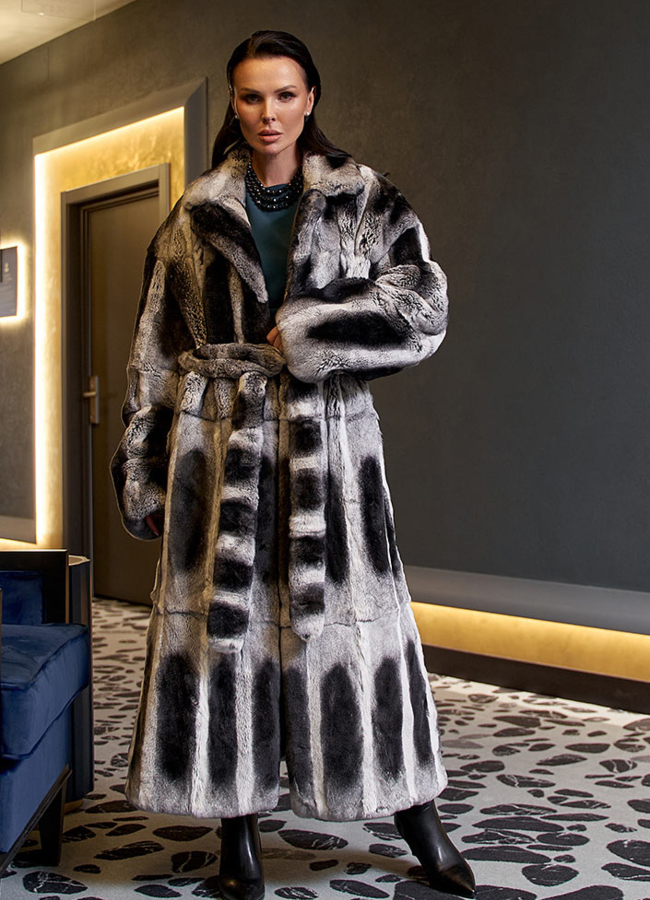 Длинная шуба из меха кролика  модель № 28134 меха малина