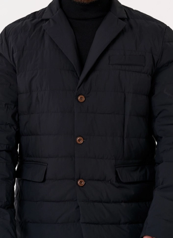 Мужской пуховик со съемной манишкой