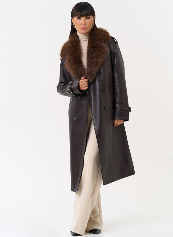 Женское утепленное пальто из экокожи с воротником из эко меха