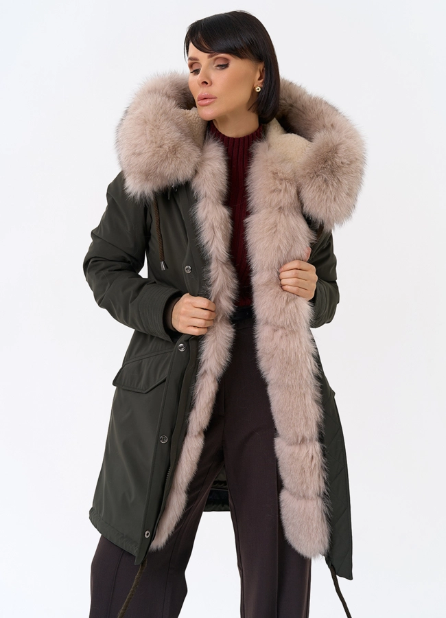 Женская парка с капюшоном из меха песца модель № 31990 в кредит