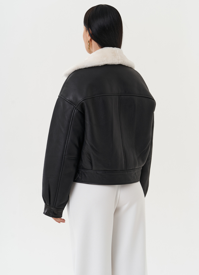 Натуральная дубленка черного цвета модель № 28428 в кредит