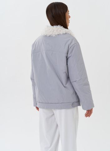 Утепленная куртка с эко мехом