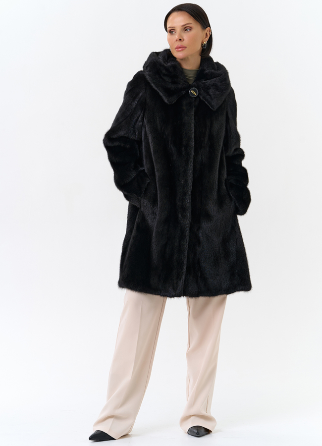 Шуба из норки с капюшоном черного цвета модель № 27662 в кредит